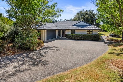 Photo of property in 230 Taupaki Road, Taupaki, Henderson, 0782