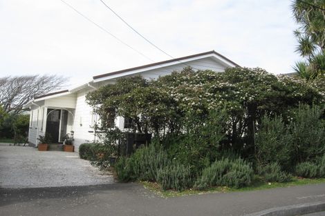 Photo of property in 19 Beauchamp Street, Karori, Wellington, 6012