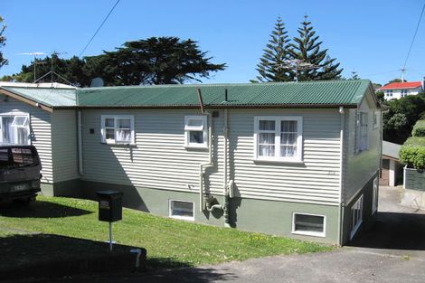 Photo of property in 35a View Road, Titahi Bay, Porirua, 5022