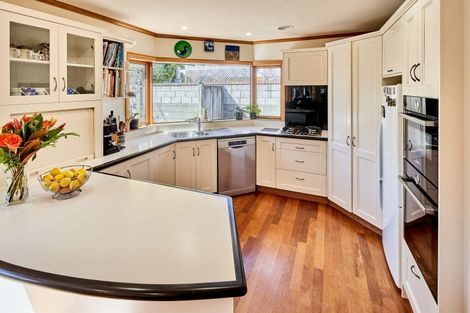 Photo of property in 1/7 Massey Avenue, Woburn, Lower Hutt, 5010