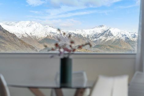 Photo of property in 7 Tuke Lane, Wanaka, 9305