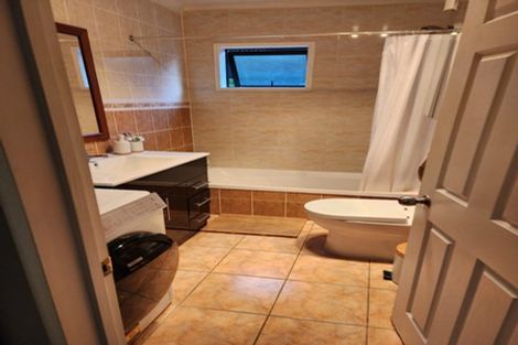 Photo of property in 28 Langana Avenue, Browns Bay, Auckland, 0630