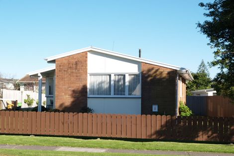 Photo of property in 28 Ferguson Street, Mangere East, Auckland, 2024