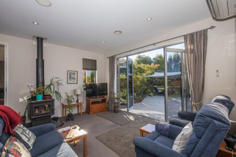 Photo of property in 8 Grierson Lane, Albert Town, Wanaka, 9305