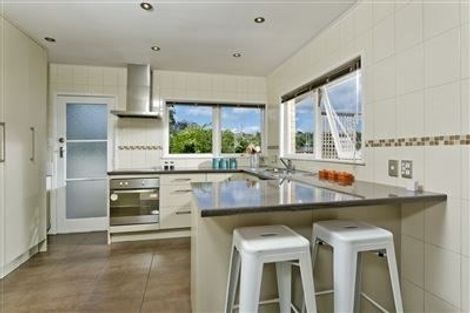 Photo of property in 1/14 Kapiti Place, Sunnynook, Auckland, 0620