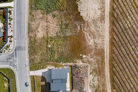 Photo of property in 65 Stratford Drive, Mount Pisa, Cromwell, 9383