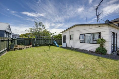 Photo of property in 301 Kennedy Road, Onekawa, Napier, 4110
