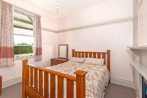 Photo of property in 16 Queens Road, Elgin, Gisborne, 4010