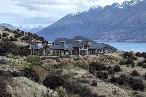 Photo of property in Wyuna, 54 Twin Peak View, Glenorchy, 9372