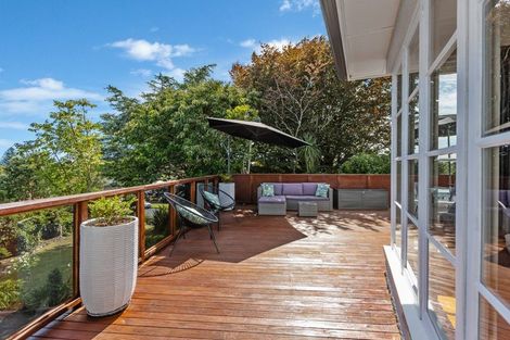 Photo of property in 174 Seaview Road, Westown, New Plymouth, 4310