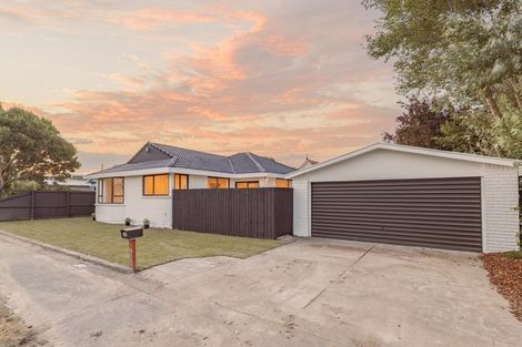 Photo of property in 136 Tedder Avenue, North New Brighton, Christchurch, 8083