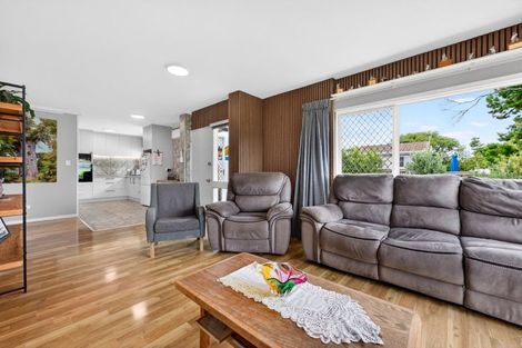 Photo of property in 29a Thorburn Avenue, Red Beach, 0932