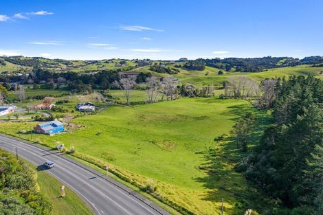 Photo of property in 1972 Paparoa Valley Road, Paparoa, 0571