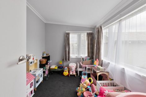 Photo of property in 37 Harris Street, Marton, 4710