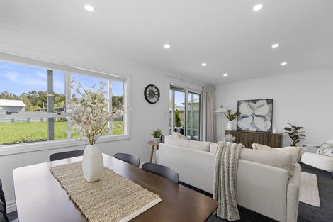 Photo of property in 35 Frederick Street, Carterton, 5713