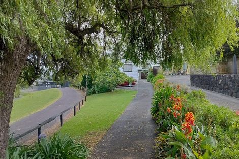 Photo of property in 141 Flanshaw Road, Te Atatu South, Auckland, 0610