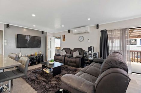 Photo of property in 5 Kepler Place, Clover Park, Auckland, 2019