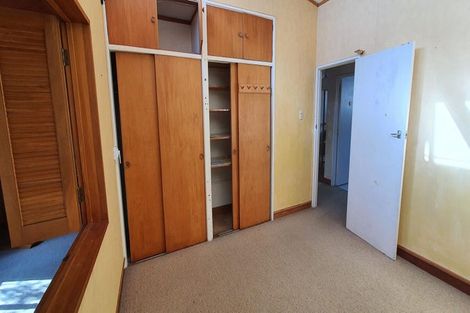 Photo of property in 57 Ocean View Road, Hillcrest, Auckland, 0627