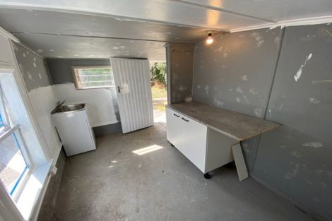 Photo of property in 128 Cornfoot Street, Castlecliff, Whanganui, 4501