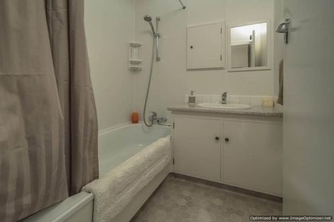 Photo of property in 2/11 Exeter Street, Stoke, Nelson, 7011