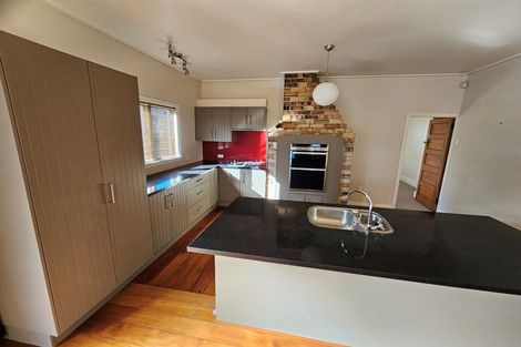 Photo of property in 15 Myrtle Street, Hamilton East, Hamilton, 3216