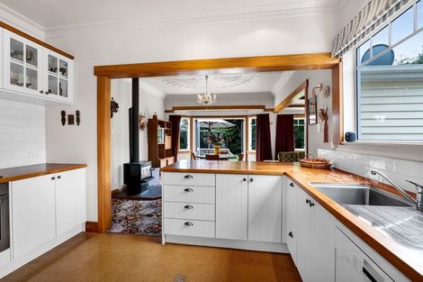 Photo of property in 3 Cross Street, Lepperton, New Plymouth, 4373