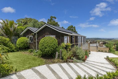 Photo of property in 3 West Road, Kaukapakapa, 0873