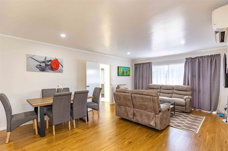 Photo of property in 3/10 Browns Road, Manurewa, Auckland, 2102
