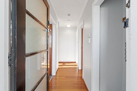 Photo of property in 32 Cardiff Street, Awapuni, Palmerston North, 4412