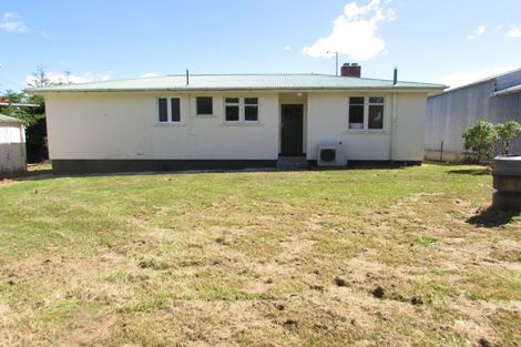 Photo of property in 39 Cambridge Street, Tapanui, 9522