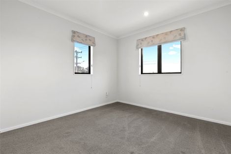 Photo of property in 35 Tarapiroe Avenue, Takanini, 2112