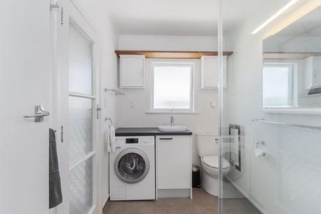 Photo of property in 46 Pitau Road, Mount Maunganui, 3116