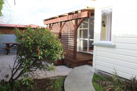 Photo of property in 1 Park Street, Winton, 9720