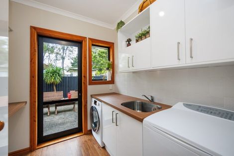 Photo of property in 7 Alpine Grove, Kelvin Grove, Palmerston North, 4414