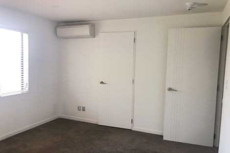 Photo of property in 22 Peony Mews, Oteha, Auckland, 0632