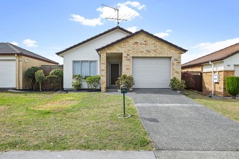 Photo of property in 31 Magic Way, Randwick Park, Auckland, 2105