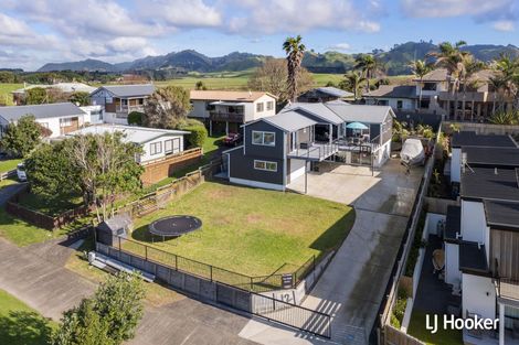 Photo of property in 12 Angus Lane, Waihi Beach, 3611