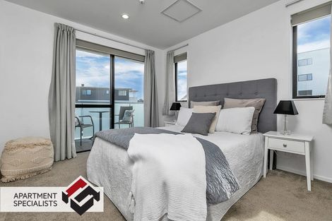 Photo of property in Apollo Apartments, 201/46 Rosedale Road, Rosedale, Auckland, 0632