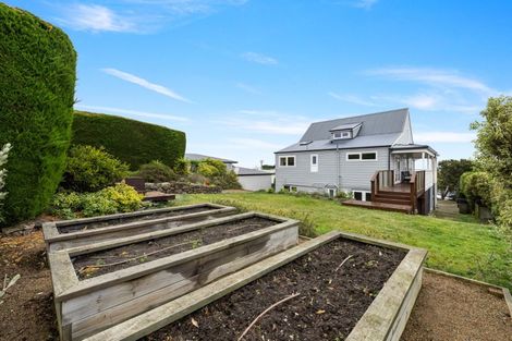 Photo of property in 10 Belleview Terrace, Mount Pleasant, Christchurch, 8081