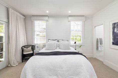 Photo of property in 33 Hawkesbury Avenue, St Albans, Christchurch, 8014