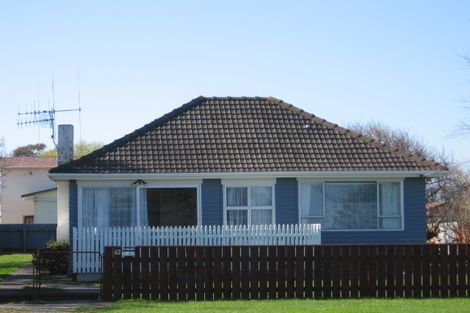 Photo of property in 42 Futter Street, Foxton, 4814