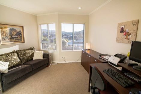 Photo of property in 4 Rimu Terrace, Waikawa, Picton, 7220