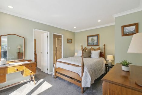 Photo of property in 14 Huxley Grove, Churton Park, Wellington, 6037