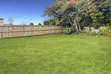 Photo of property in 44 Invergarry Road, Hilltop, Taupo, 3330
