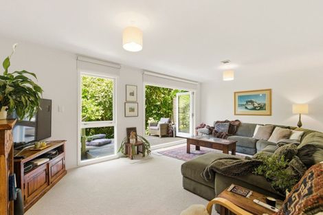 Photo of property in 12 Tensing Place, Khandallah, Wellington, 6035