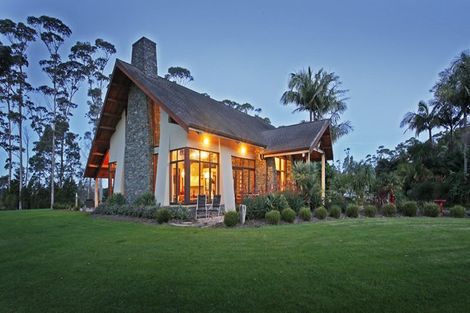 Photo of property in 1085 Leigh Road, Matakana, Warkworth, 0985