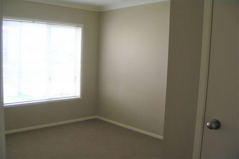 Photo of property in 4 Heidi Crescent, Flat Bush, Auckland, 2016