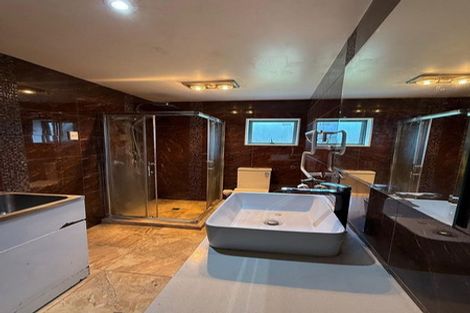 Photo of property in 53 Pomaria Road, Henderson, Auckland, 0610