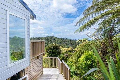 Photo of property in 24 Deirdre Place, Titirangi, Auckland, 0604