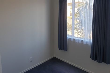 Photo of property in 20 Bowes Crescent, Strathmore Park, Wellington, 6022